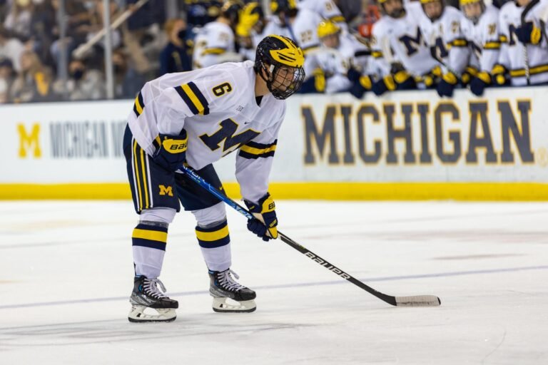 Michigan Hockey vs Bowling Green, photographed by C2 Visual Media
