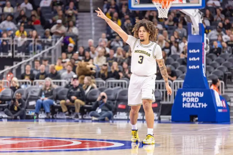 Michigan vs Oakland MBB at LCA, photographed by C2 Visual Media